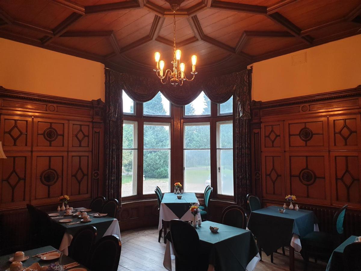 Fieldways Hotel